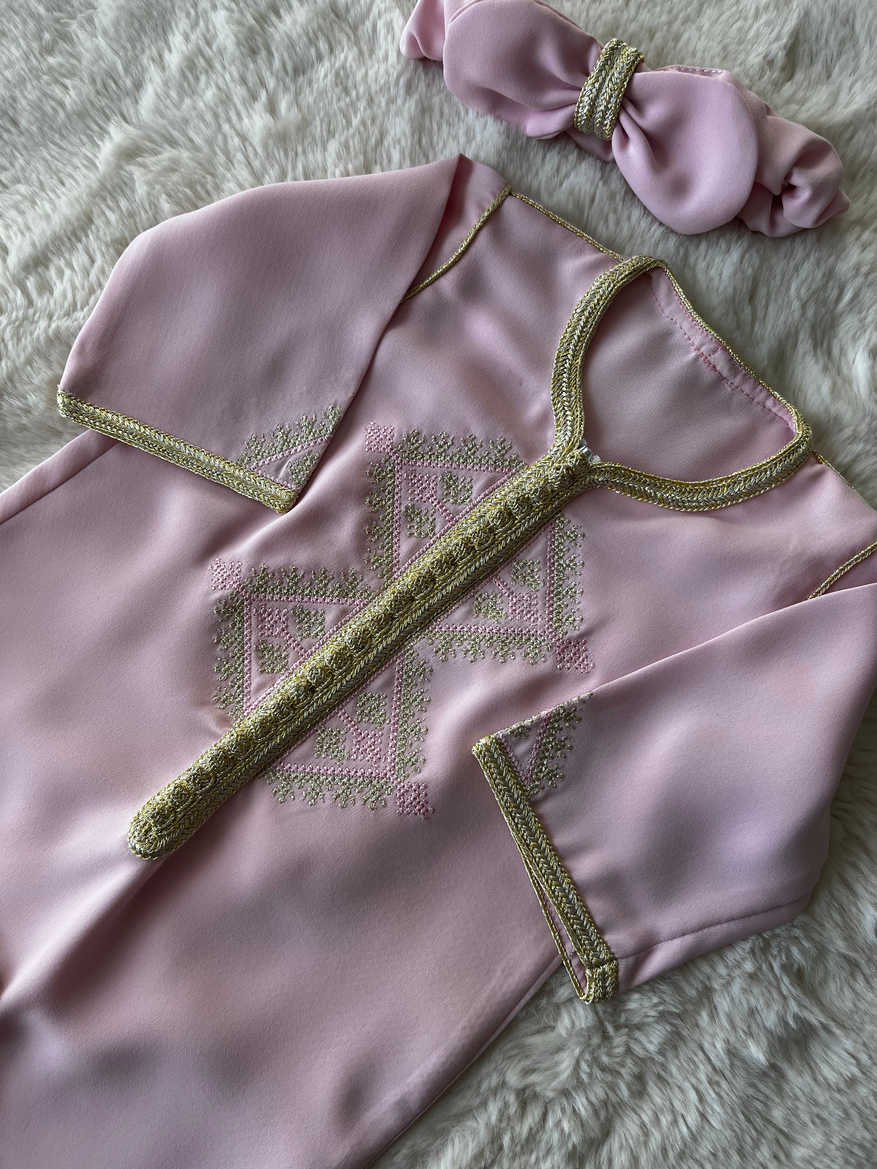 Grenouillère brodée Safia baby pink