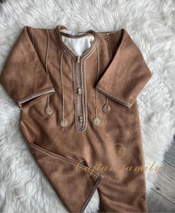 Caramel suède romper met witte bodysuit