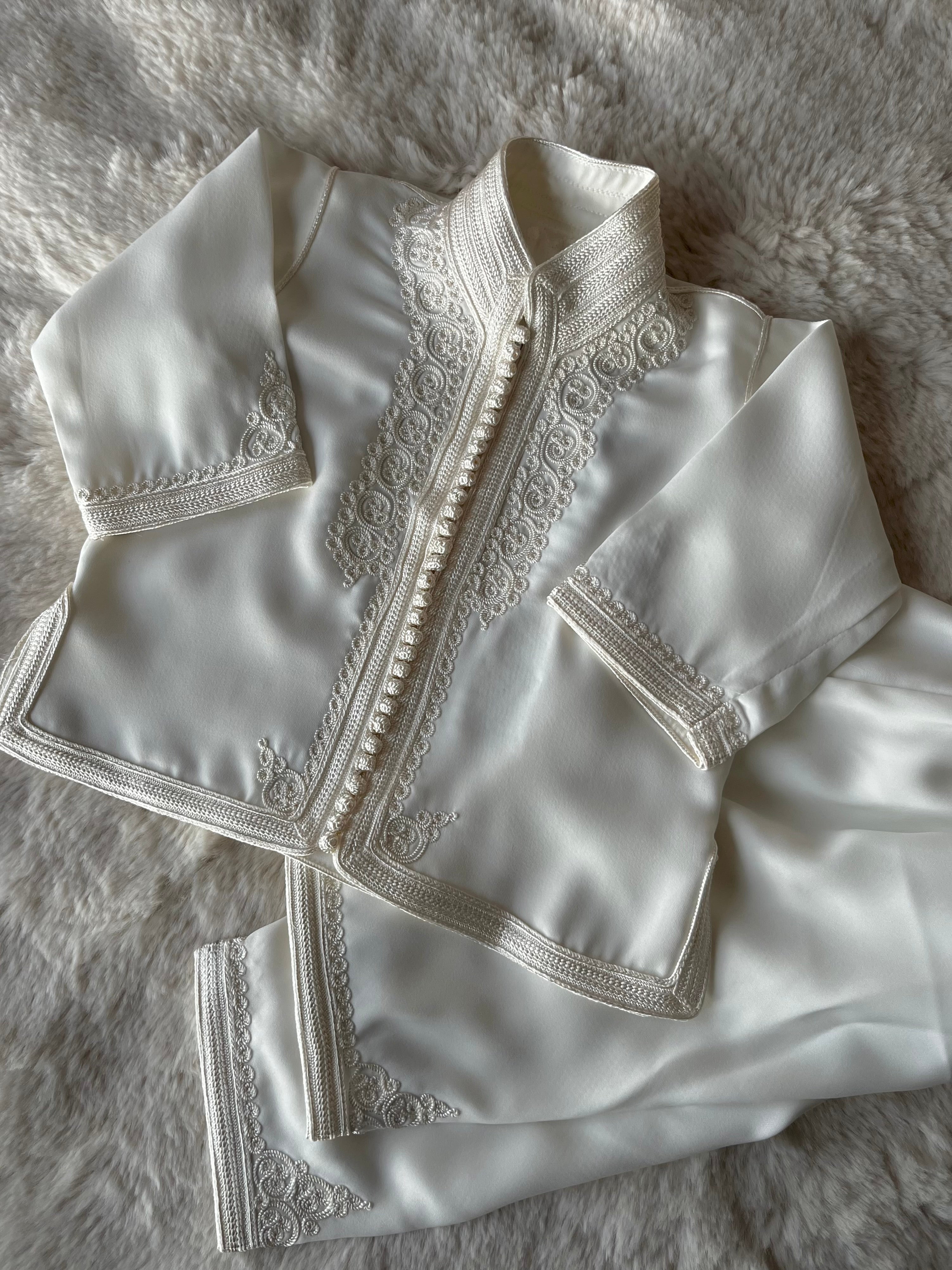 Jabador Leith col officier