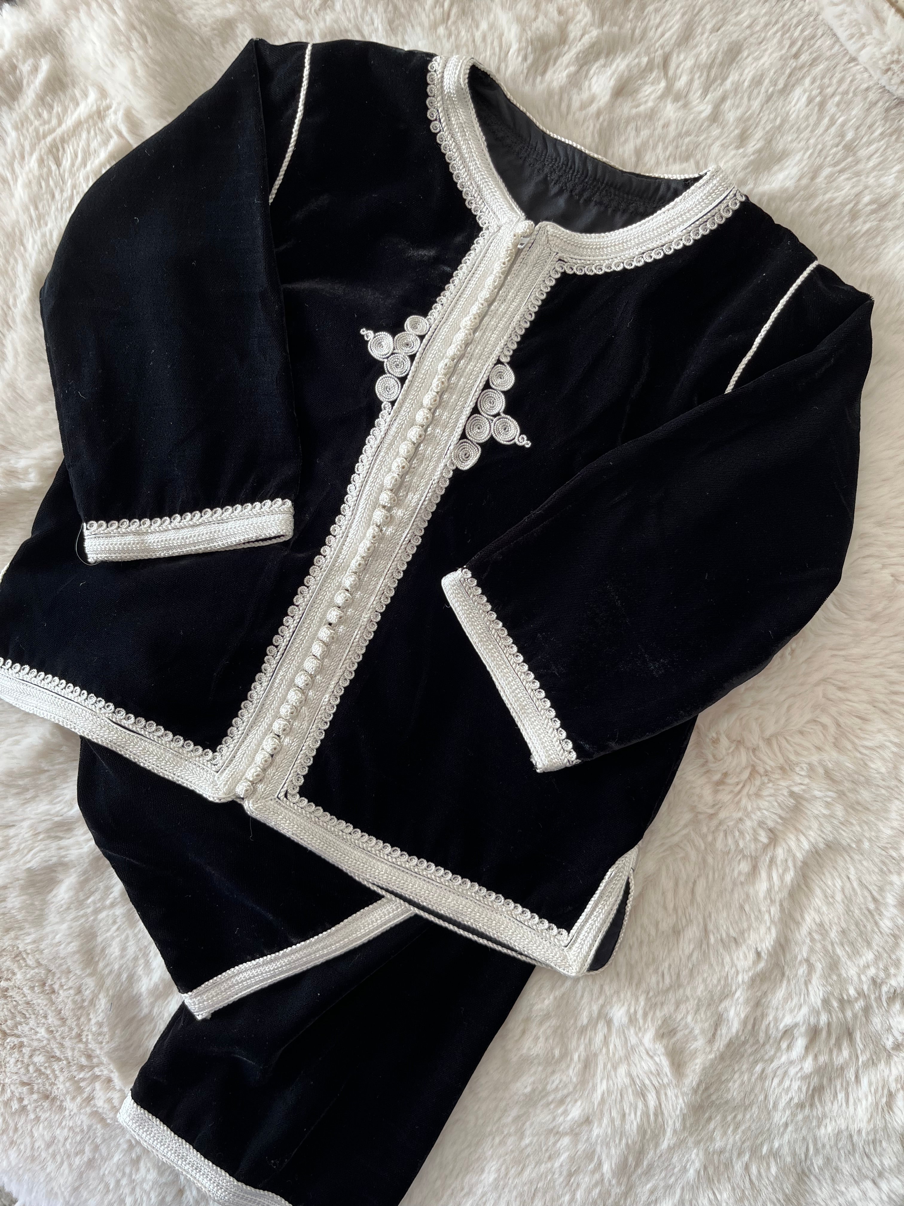 Jabador en velours noir sfifa blanche